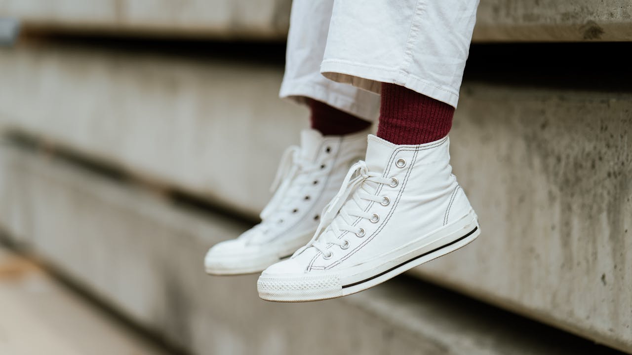 Sports Fashion -Sports Fashion pexels ketut subiyanto 4429559